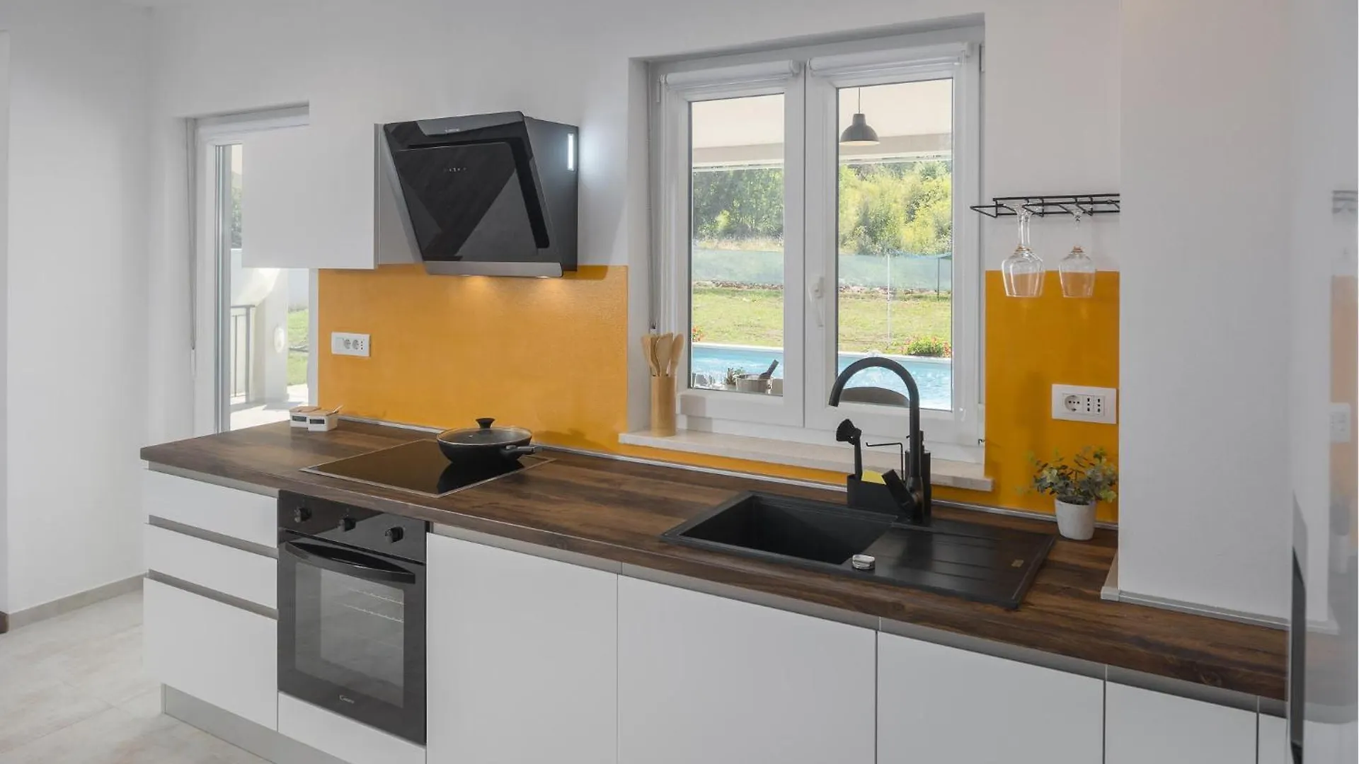 Дом отдыха 3 Bedroom Gorgeous Home In Jural Хорватия