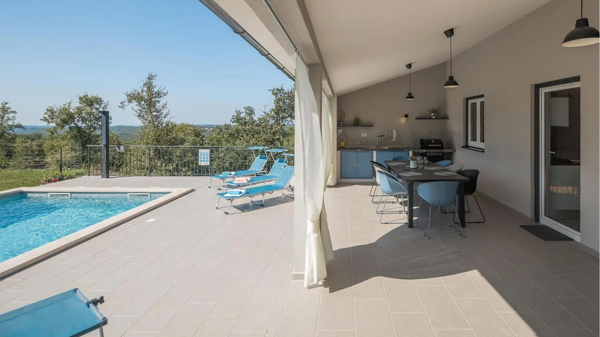 3 Bedroom Gorgeous Home In Jural 0*,