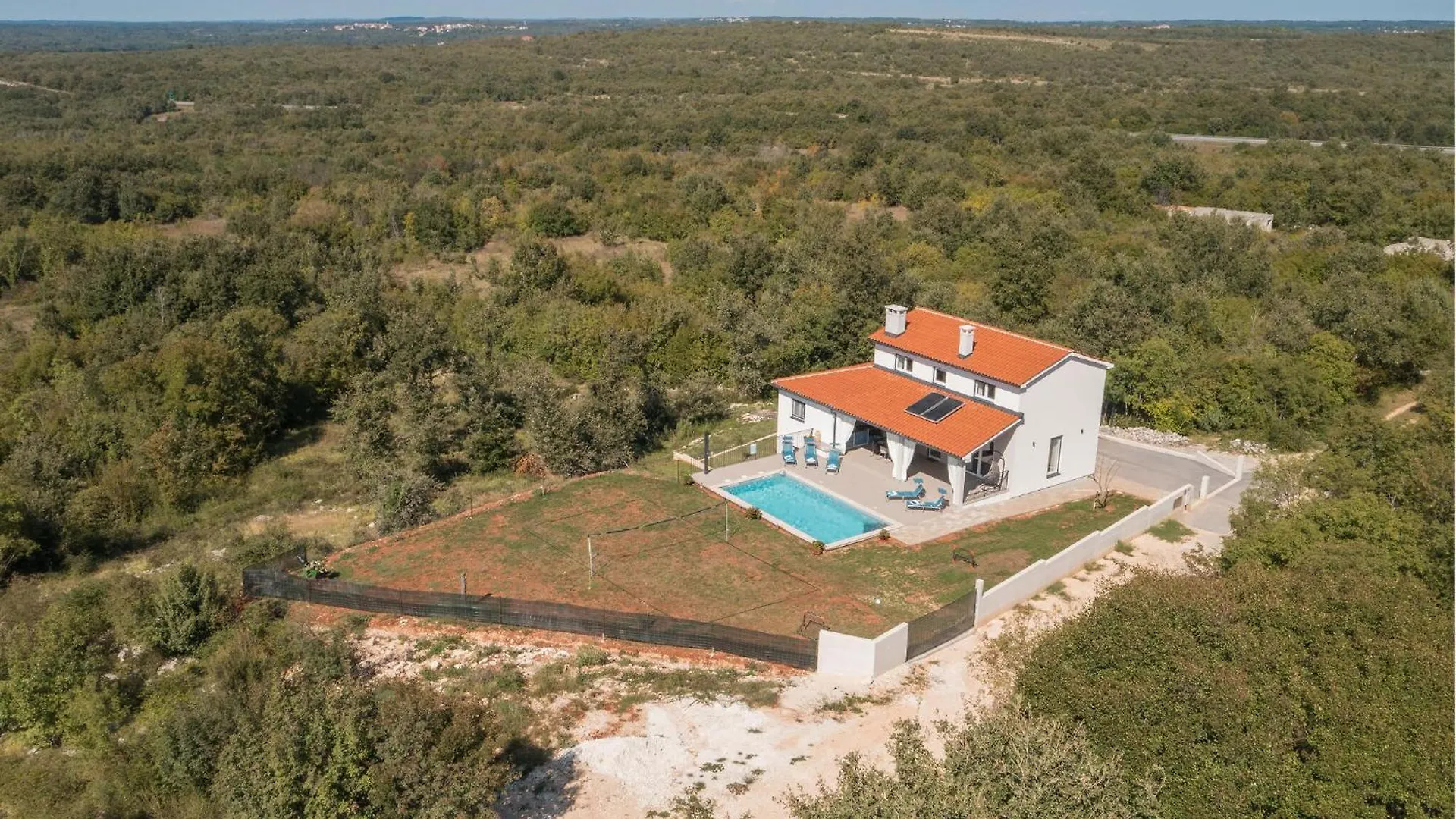 3 Bedroom Gorgeous Home In Jural